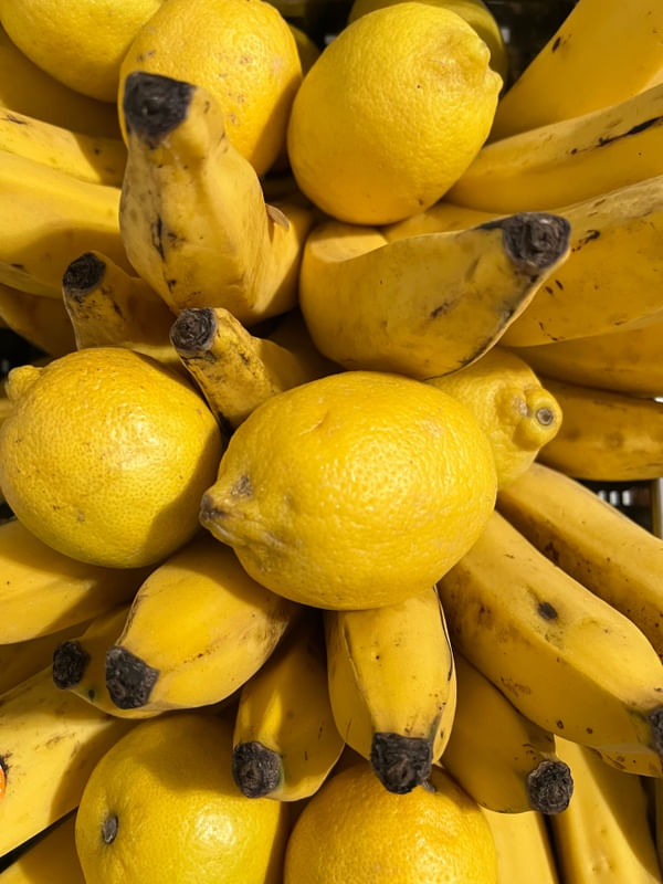 FRUTAS AMARELLAS