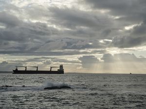 BARCO ATRACADO NA BAHIA