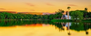 REFLEXO NA PAMPULHA AO POR DO SOL