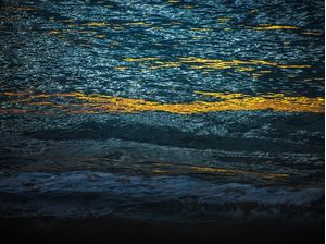 MISTERIOSAS ÁGUAS DO MAR I