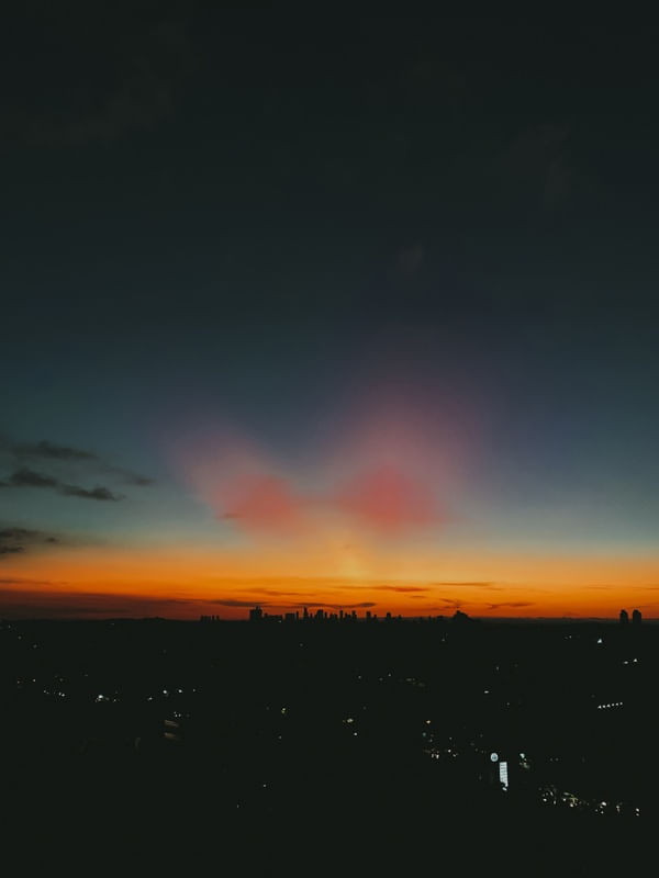 THE DREAM OF THE BALCONY UNDONE