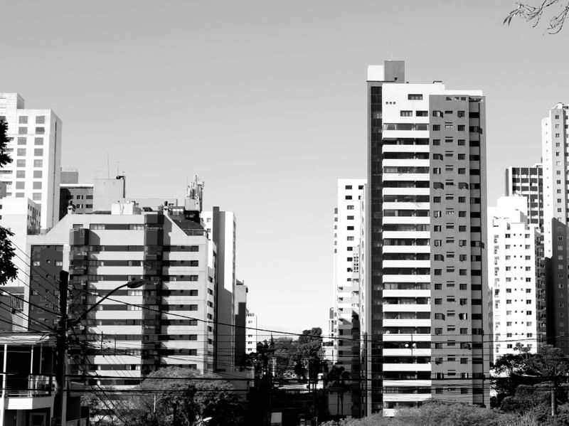 CURITIBA CIDADE POR LUISAFORNASARI