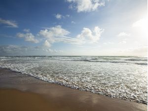 MAR - AREIA - AMANHECER