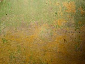 AMARELO SOBRE VERDE