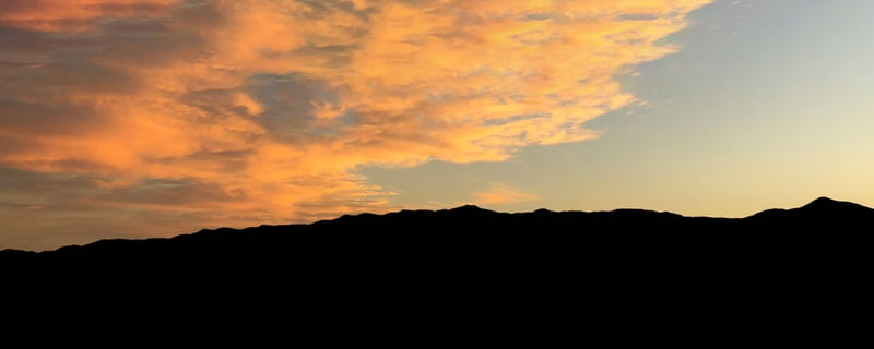 POR DO SOL NA SERRA DA MANTIQUEIRA