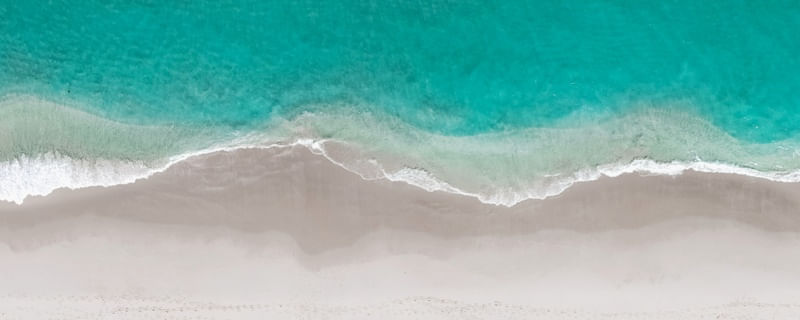 MAR CALMO COM AZUL