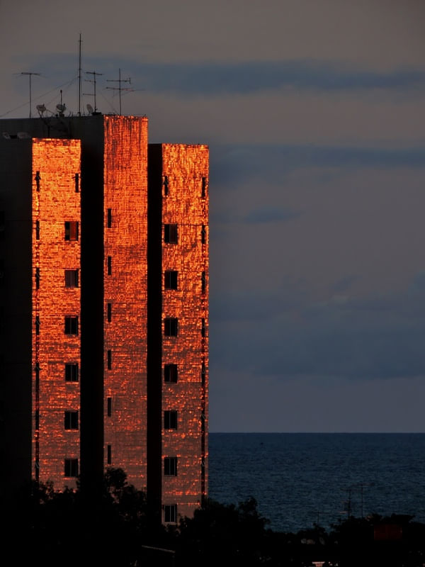 REFLEXO DO FIM DE TARDE