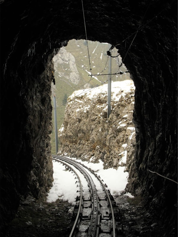 MONTE PILATUS 02
