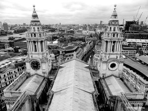 EM LONDRES V