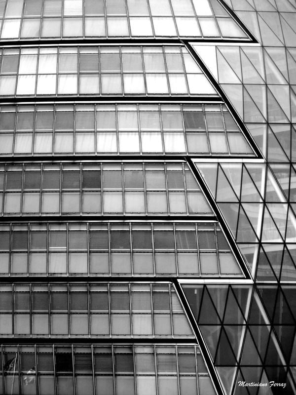 CITY HALL - LONDON - II
