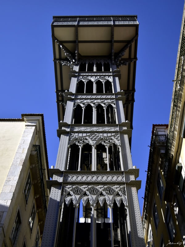 EM LISBOA XV