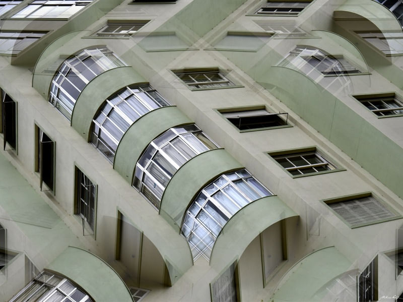 SOBREPOSIÇÃO MODERNISTA