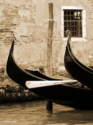 VENEZA EM SÉPIA