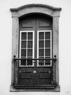 JANELA 10