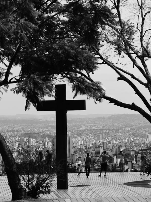 BH - PRAÇA DO PAPA 01