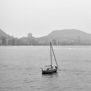 ANCORADO EM COPACABANA (DÍPTICO A)