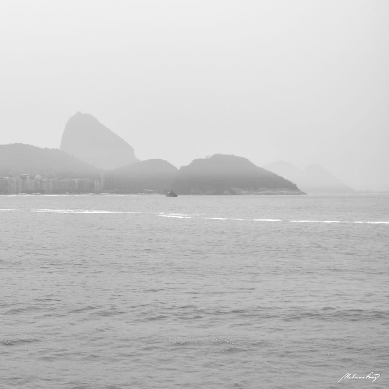 ANCORADO EM COPACABANA (DÍPTICO B)