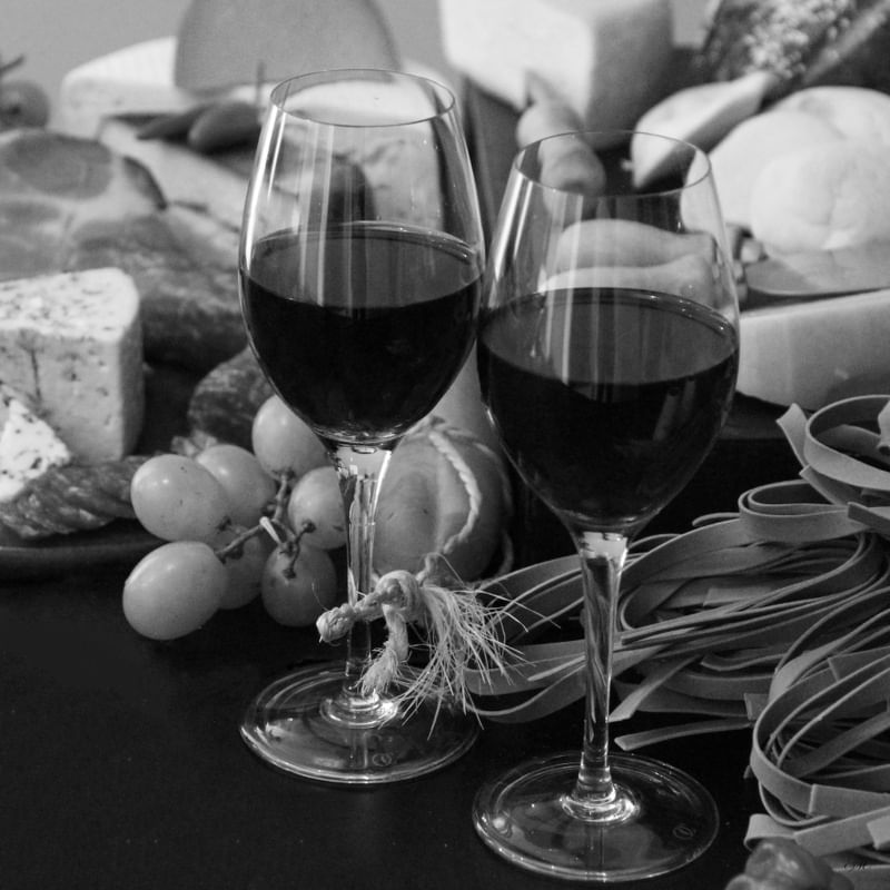 EMPÓRIO PB - VINHOS 01