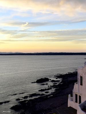 CASAPUEBLO (DÍPTICO A)