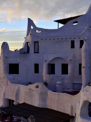 CASAPUEBLO (DÍPTICO B)