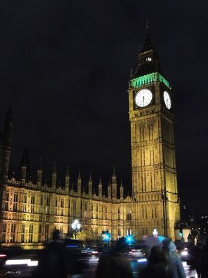A NOITE E O BIG BEN