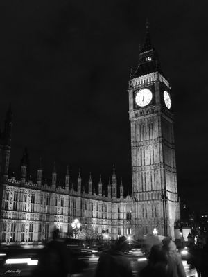A NOITE E O BIG BEN (PB)