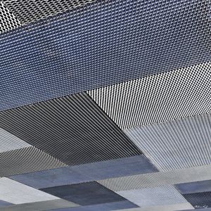 GEOMÉTRICO EM AÇO - I