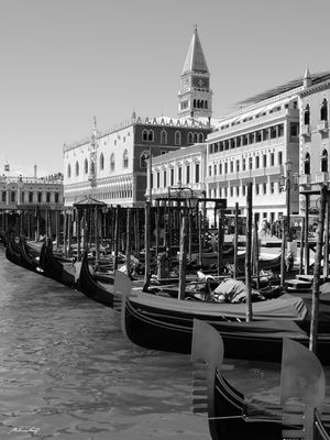 GÔNDOLAS VENEZIANAS (PB)