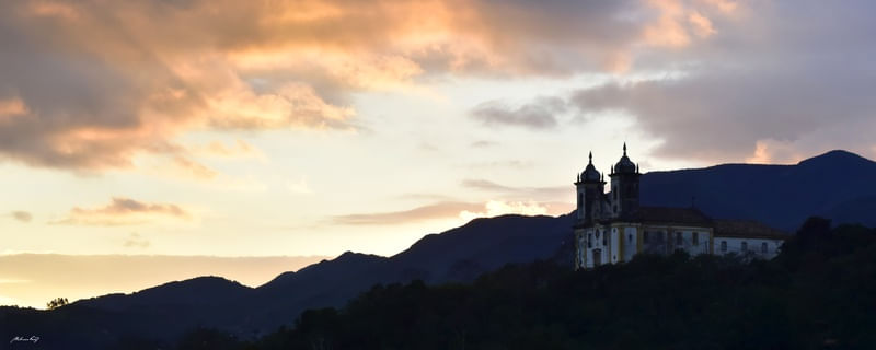PÔR DO SOL EM OURO PRETO