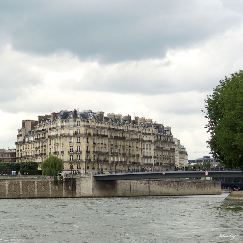 PARIS (DÍPTICO 2-2)