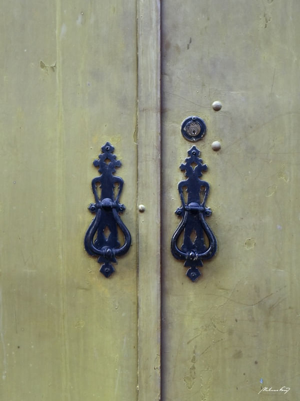 DETALHE DE PORTA - III