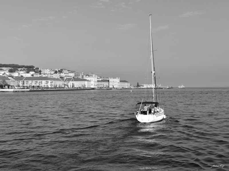 NAVEGANDO NO RIO TEJO (PB)