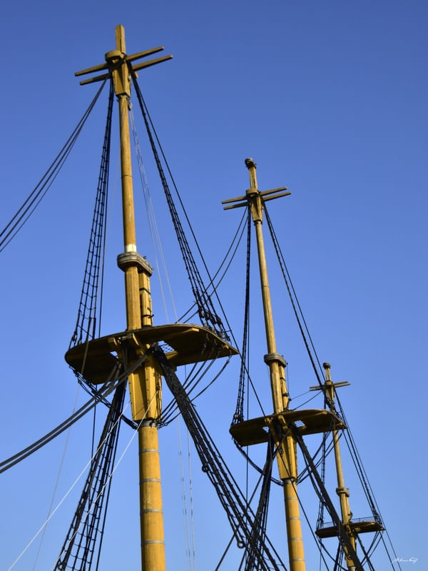 MASTROS DE NAVIO