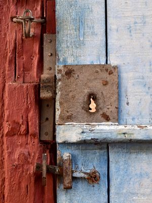 DETALHE DE PORTA - XIV