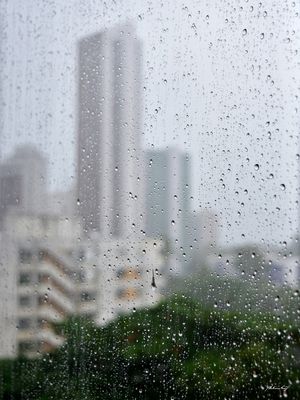 CHUVA NA CIDADE GRANDE
