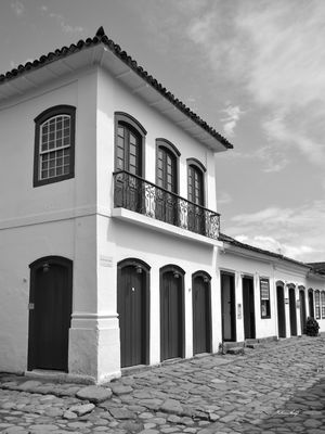 ARQUITETURA DE PARATY - RJ (PB)