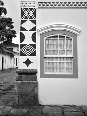 ESQUINA EM PARATY - RJ - III (PB)