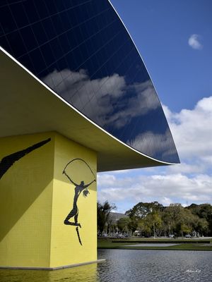 ARQUITETURA DE NIEMEYER - CURITIBA - III