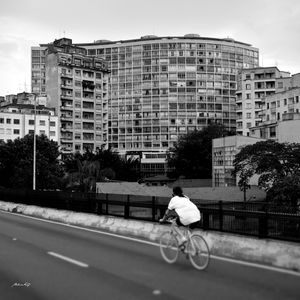 PEDALANDO NO MINHOCÃO - SP