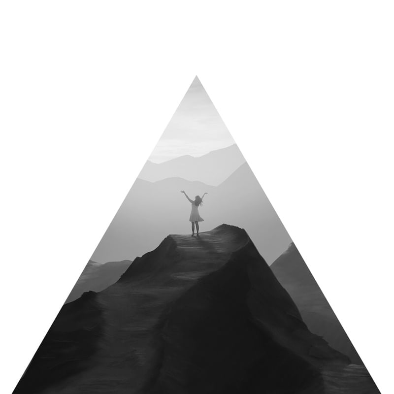 TRIANGULO LIBERDADE MULHER
