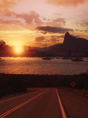 ESTRADA RIO
