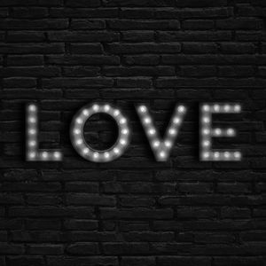 LUMINOSO LOVE BW