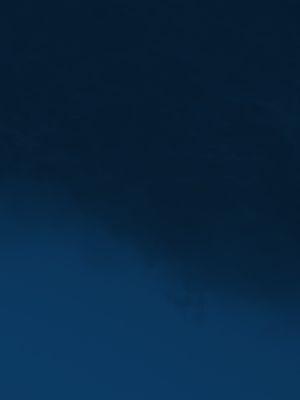 MOUNTAIN UPSIDE DOWN CLASSIC BLUE RETRATO