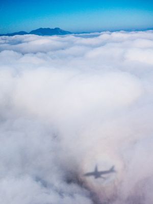 SOMBRAS NAS NUVENS