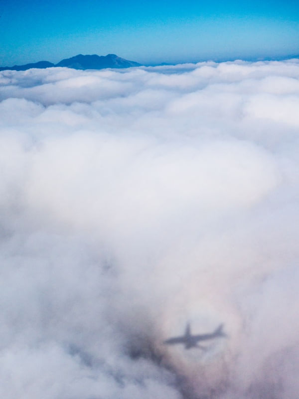 SOMBRAS NAS NUVENS