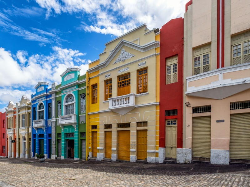 CASINHAS COLORIDAS EM JAMPA