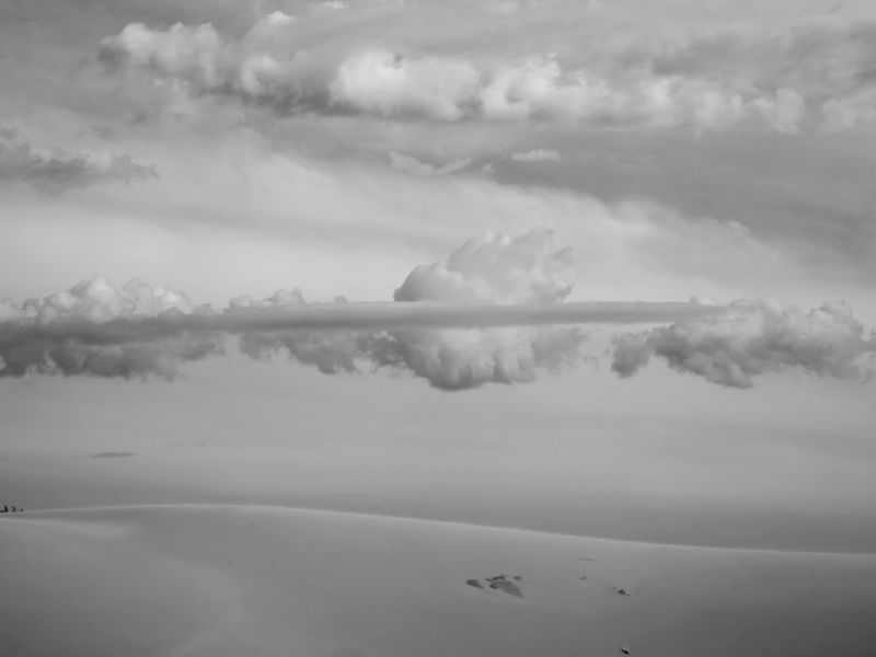 NUVENS NAS DUNAS