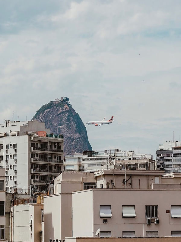 POR UM SEGUNDO