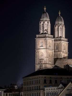 NOITE NA ZURICH GROSSMÜNSTER