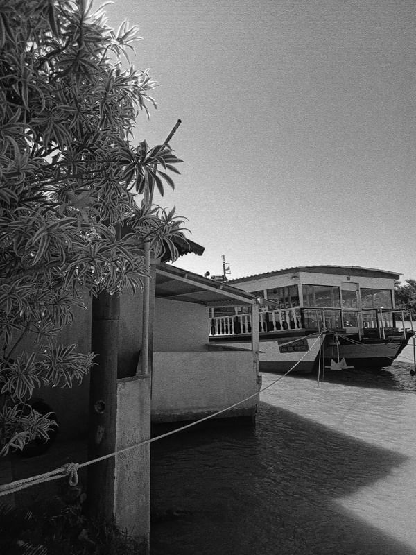 PONTAL DE ATAFONA EM PRETO E BRANCO 05